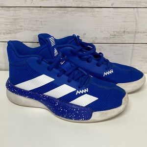 Adidas kids size 4 Blue Basketball Shoes
